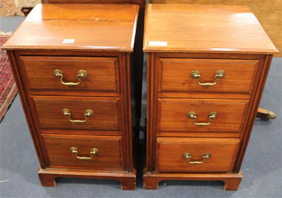 A pair Edwardian chests, 85cm high